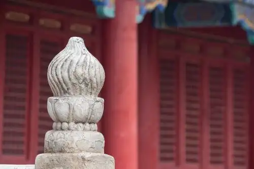 北京故宫宫殿汉白玉望柱莲花柱头