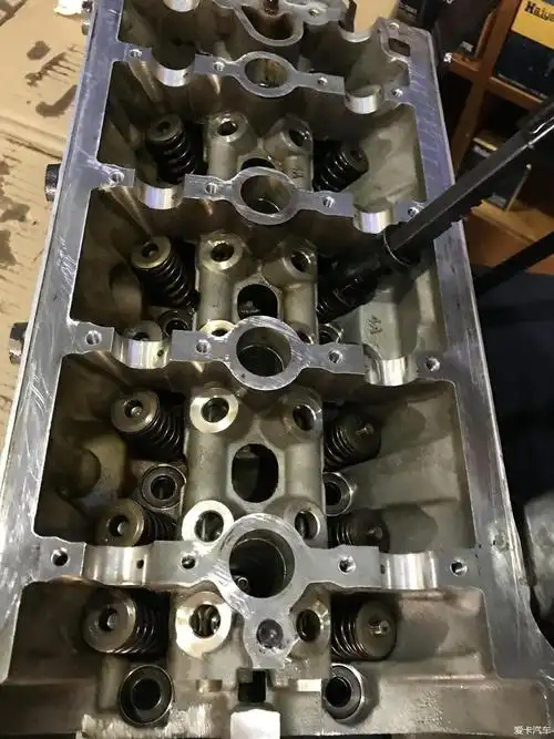 > 17万公里ea888更换正时套件,气门油封,挖煤作业