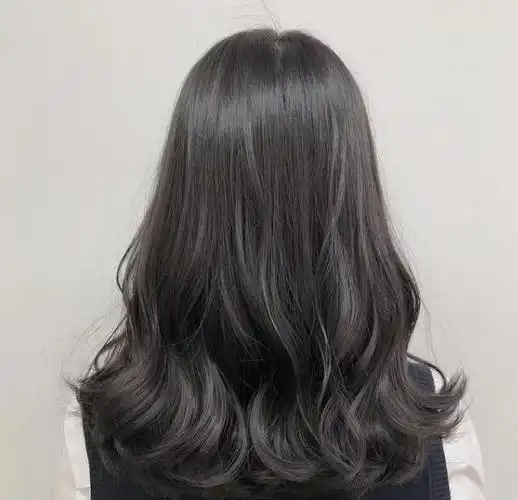 长发半烫发图片大全 头发烫一半时尚不显老 - 女生烫发 - 发型站