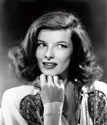 1994年息影以后,赫本深居简出,身体一直健壮的她,到了晚年也不免疾病