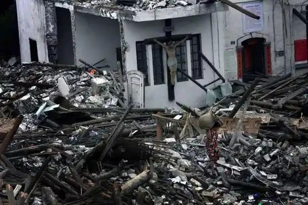 汶川地震十周年祭·震撼人心的100个瞬间