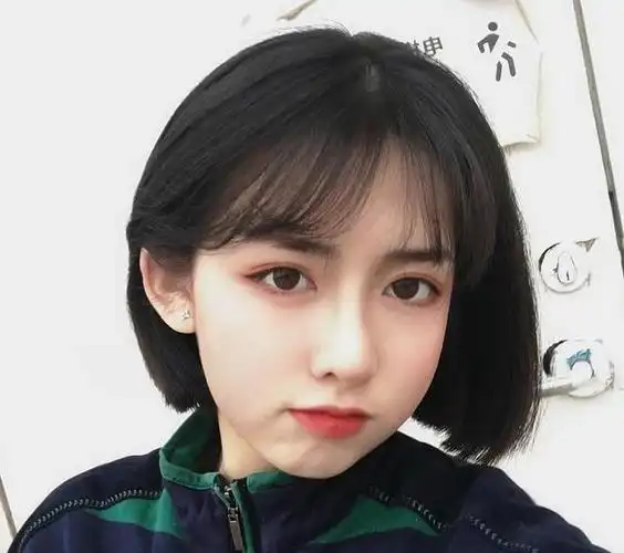 短发图片女2020最新款减龄(齐耳短发图片女2020最新款减龄)