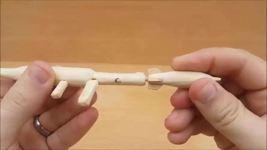 diy:如何自制小型发射器?看老外的制作过程,你学会了吗?