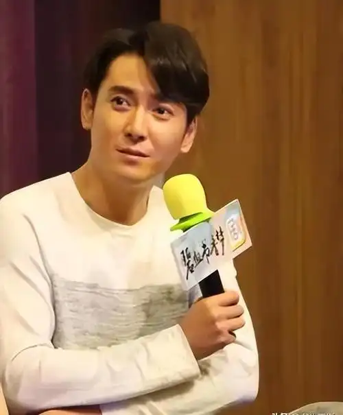 演员韩栋我这辈子最正确的决定就是将经纪人娶回家