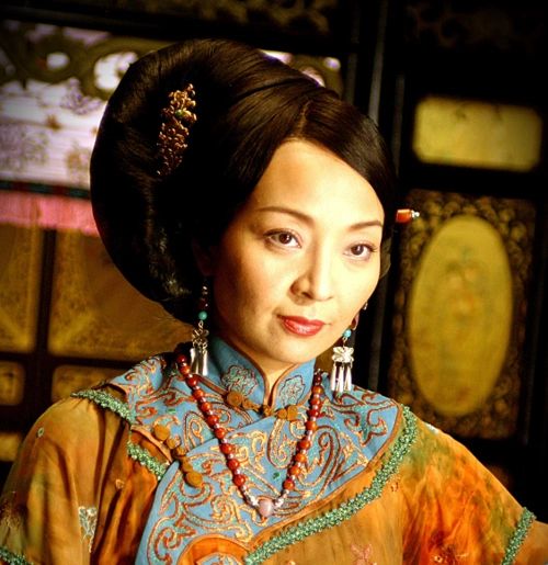 韦小宝母子实际年龄差,陈小春版差20岁,这版差8岁|罗冠兰|韦春花