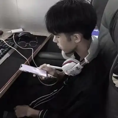 高质量玩网优质男 最近手头有点_男生头像_我要个性网