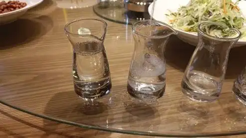 白酒,按照市场占有率,饮用率来讲,可以称得上是中国的"国酒",但凡是