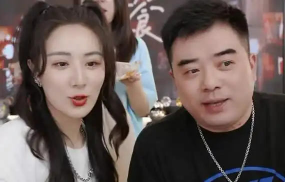 薇娅viya的老公海峰资料背景,薇娅董海峰怎么相识的