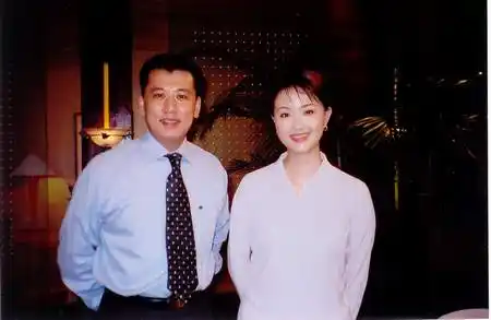 中国"神舟"飞船总指挥袁家军讲述载人航天