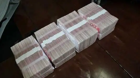 去银行存100万元现金银行会过问吗