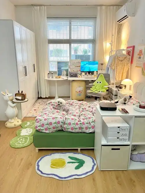 出租屋改造长方形卧室布置也能温馨感满满