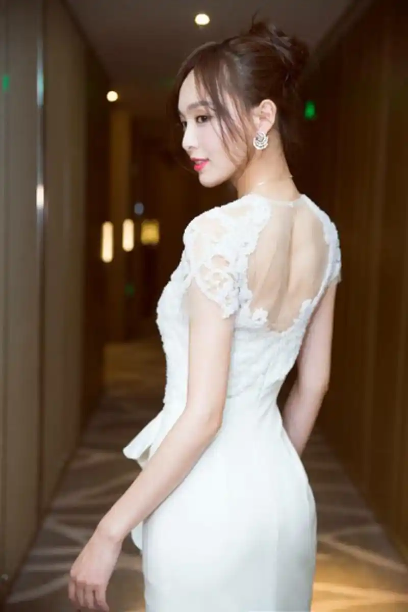 美图0327:时尚新娘,唐嫣,漂亮 #情感# #娱乐# #明星# #美女