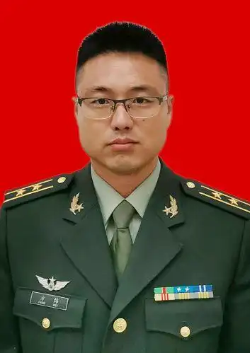 朱斌武警浙江总队上校警官,象珠镇寺口吕村人.