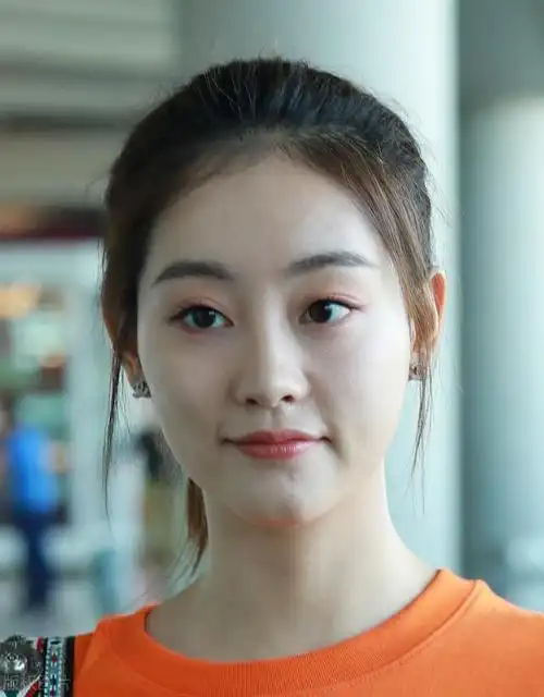 29岁祝绪丹秒删毁灭吧心情低落疑工作少本尊称别乱猜