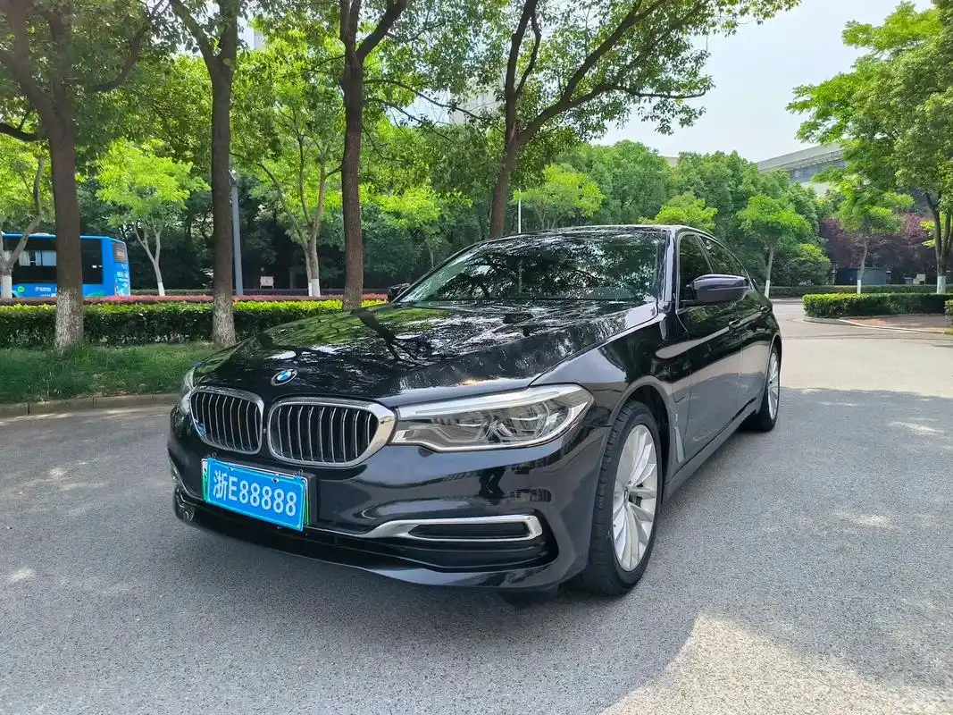 宝马530le豪华套装.新到宝马 宝马5系 新能源 2019 - 抖音