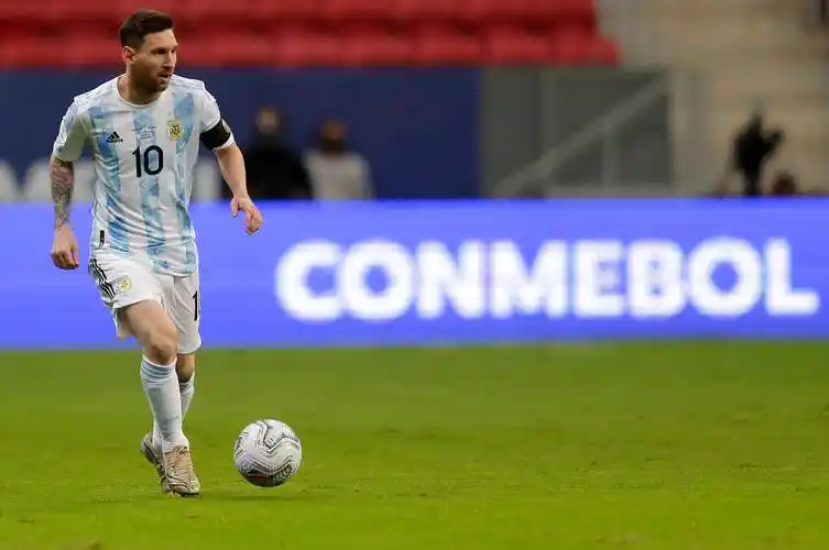 足球——美洲杯:阿根廷晋级决赛