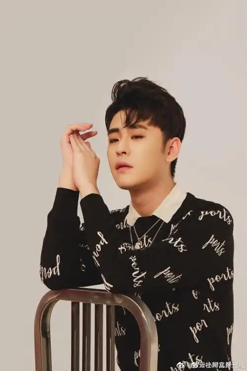 德云社小辫儿张云雷精选壁纸100张超级帅气迷妹眼biu