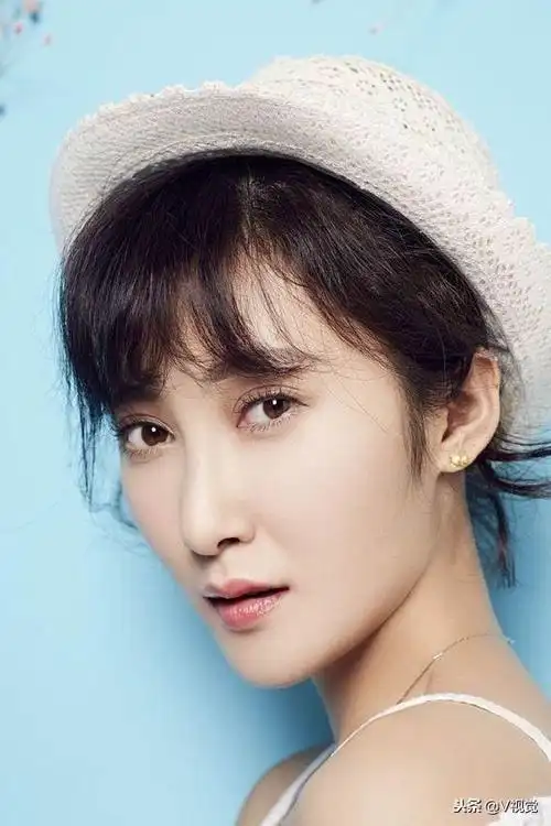 杨梓墨 在《山河同在》中饰 关玉格格.