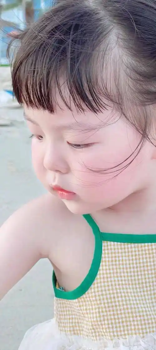 治愈系可爱萌娃壁纸