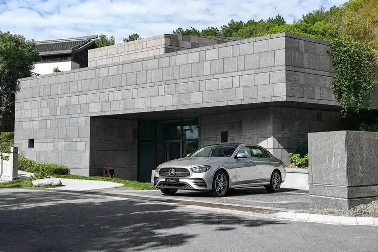 突破想象边界北京奔驰e300le260l销售全国