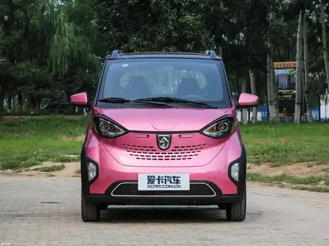 【2019款宝骏e100250km 智享版_整体外观_9/459张图片】_汽车图片大全