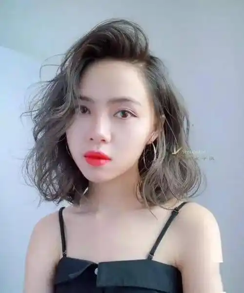 换款流行的发型做个气质女神