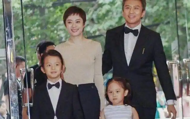 孙俪邓超家庭美满当之无愧的好丈夫好父亲