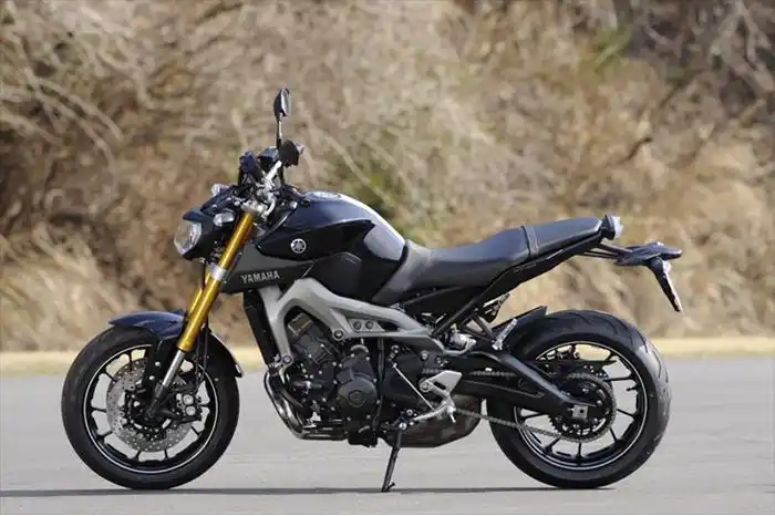 yamaha mt-09海外测试