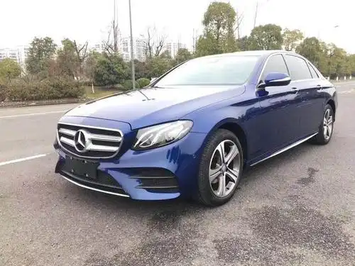 2年1.5万公里车况极品的奔驰e200l,为啥车主死活要卖掉?