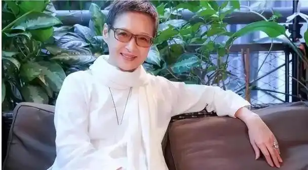 胡因梦美貌不输林青霞才貌兼备却遇人不淑因便秘被前夫嘲笑