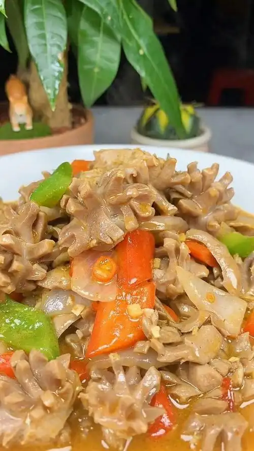 家常炒双脆,配上一瓶啤酒,真是太幸福了