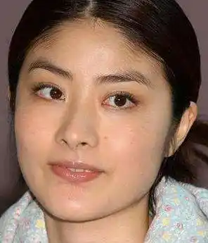 额头窄的人都命苦吗?额头窄小的人面相分析