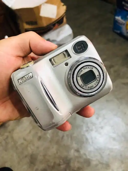 已出149包邮尼康3200超复古ccd数码相机
