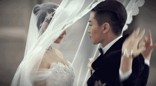 看着单纯无害,实际绯闻不断的4位女星,个个都是"撩汉高手"