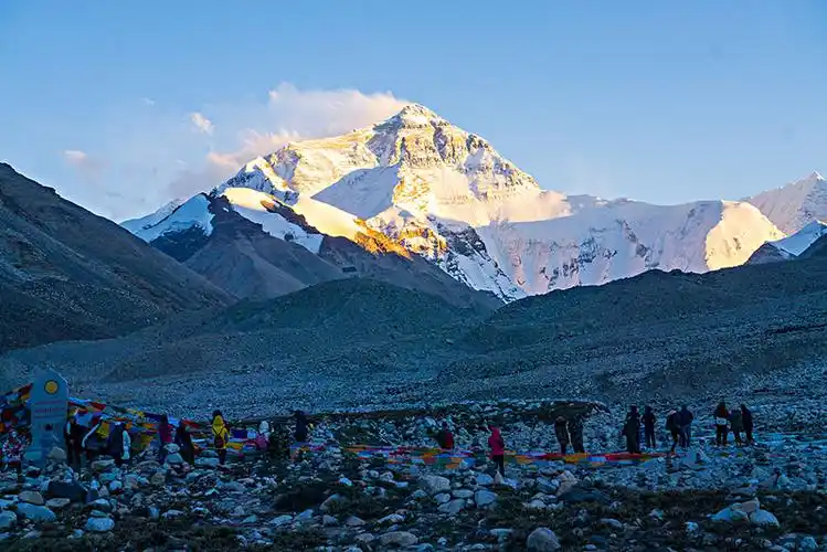 珠穆朗玛峰图片_珠穆朗玛峰图片大全_珠穆朗玛峰图片下载