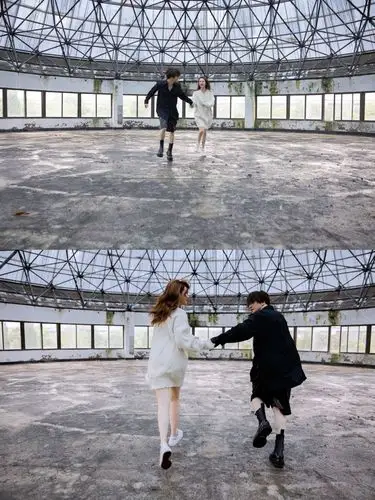 戚薇薛之谦天台写真大片49