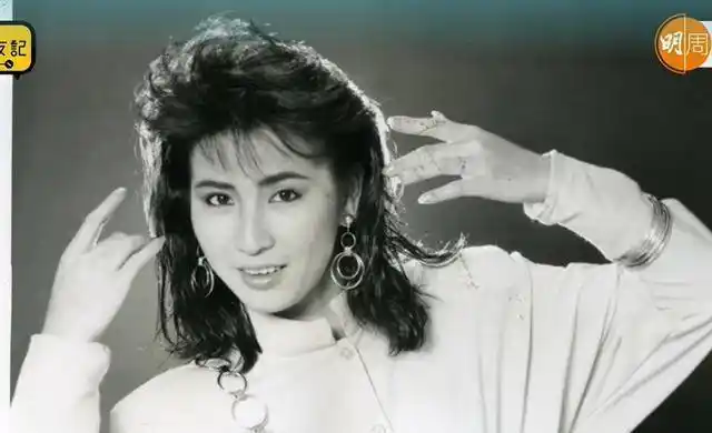 原创62岁区霭玲曾演云霄仙子前男友拿她的贴身衣物拍杂志至今独身一人