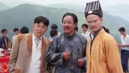 功夫搞笑电影系列 关于香港的一部功夫搞笑电影(求片名)