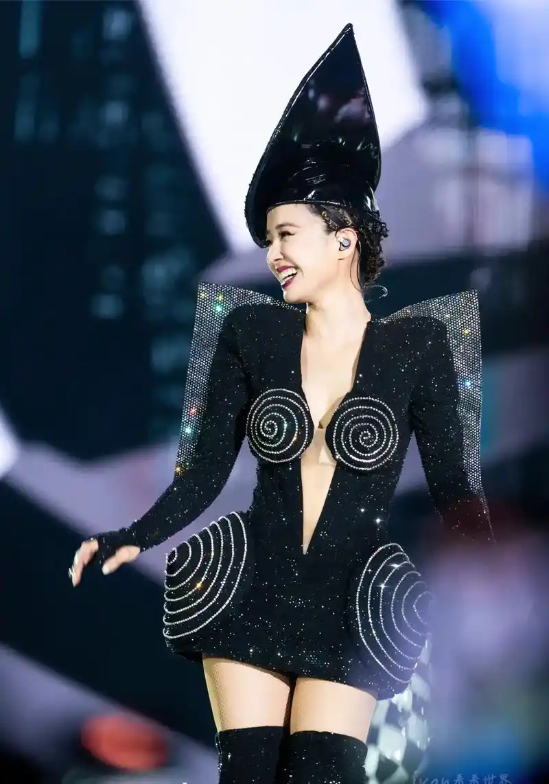 蔡依林演唱会ugly beauty#2024南昌巡回演唱会 - 抖音