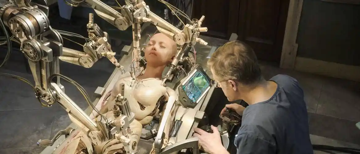 卡梅隆筹备15年,就这么让为战斗而生的阿丽塔把心脏挖给男朋友?