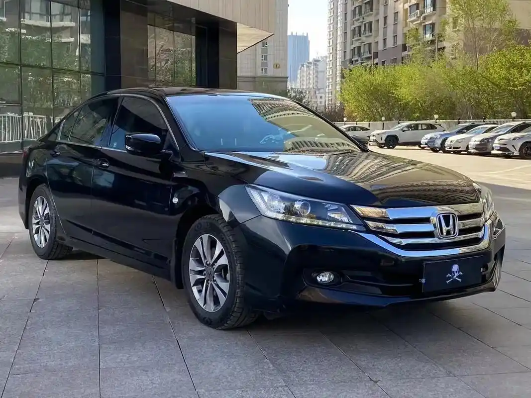 本田雅阁.8.68万!15年九代雅阁,2.0l自动挡高配,本 - 抖音