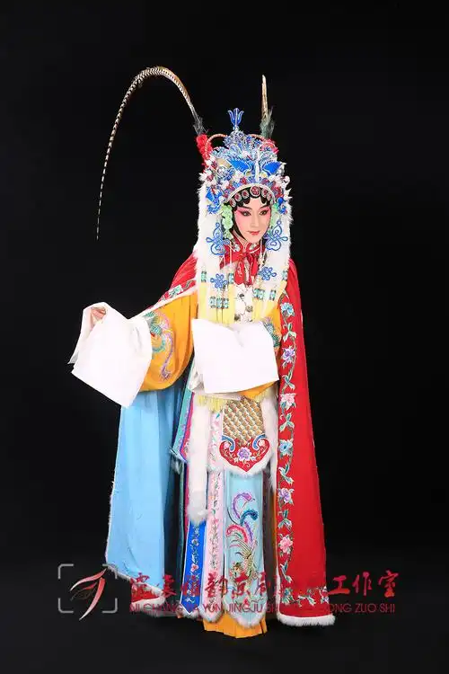 京剧《昭君出塞》京剧名家尚小云首演,属尚派代表剧目.