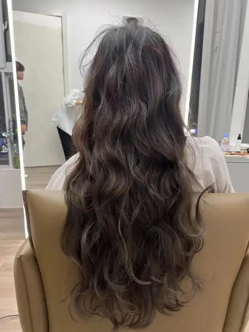 高级感烫发超长发烫发