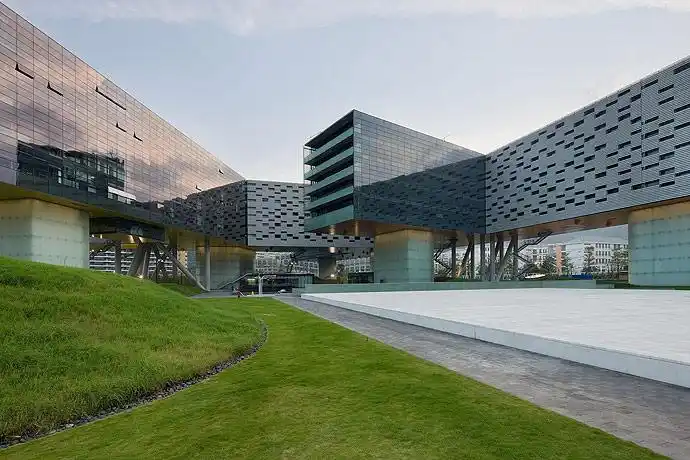 "横向摩天大楼"—深圳万科中心