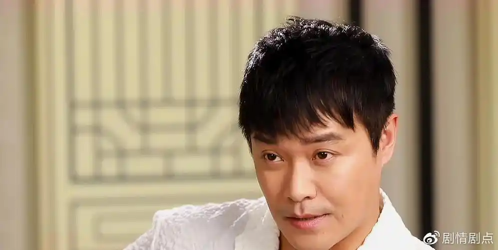 《唐探3》预售过2.2亿后,电影院传来噩耗,陈思诚"哭晕在厕所"