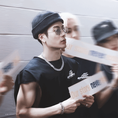 收了几张王嘉尔的动图,好东西要分享