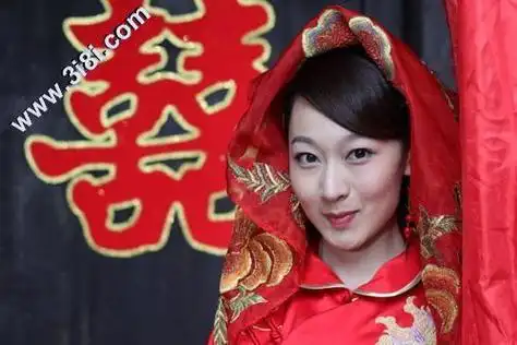 科幻        地区:泰国        年份:1998            主演:李奇龙