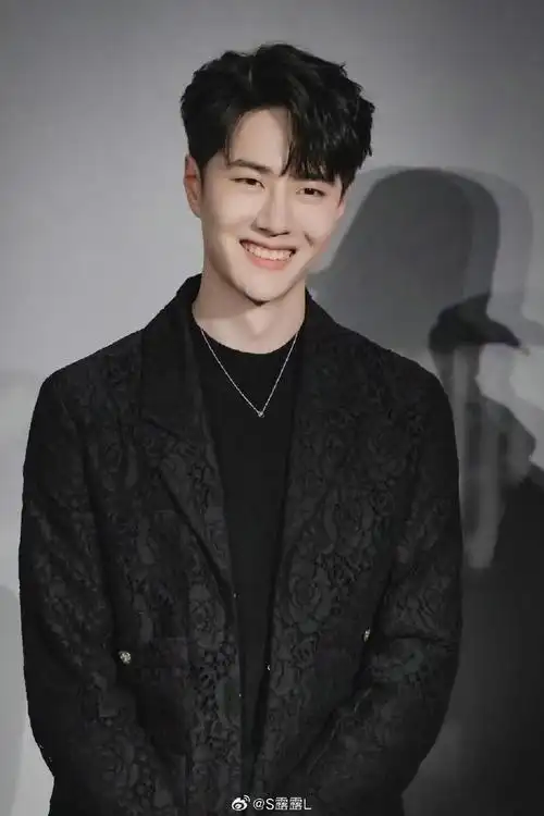 王一博##王一博酷盖