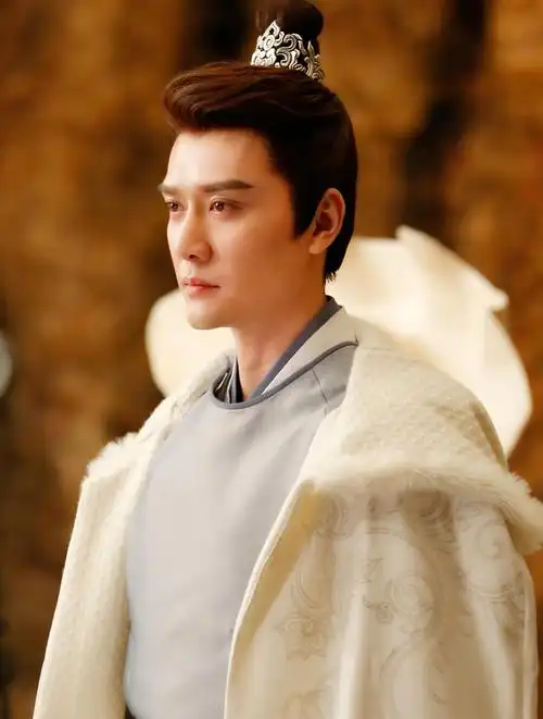 冯绍峰的新剧今晚开播,与前妻赵丽颖同台对打,输赢一目了然-度小视