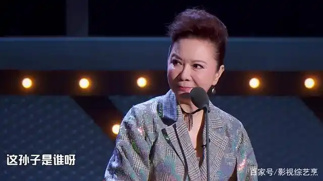 《吐槽大会》阎鹤祥给蔡明量活,一声"奶奶",让包袱好笑更温暖